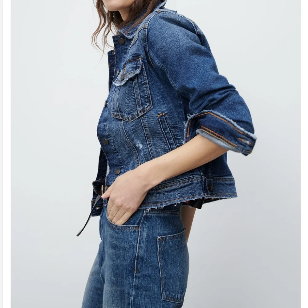 Zara Fitted Denim Jacket - Picture 3 of 7